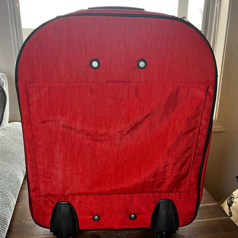 Baggallini NWT Daytripper Rolling Tote Carry-On Red Lightweight Nylon Suitcase - Picture 13 of 16